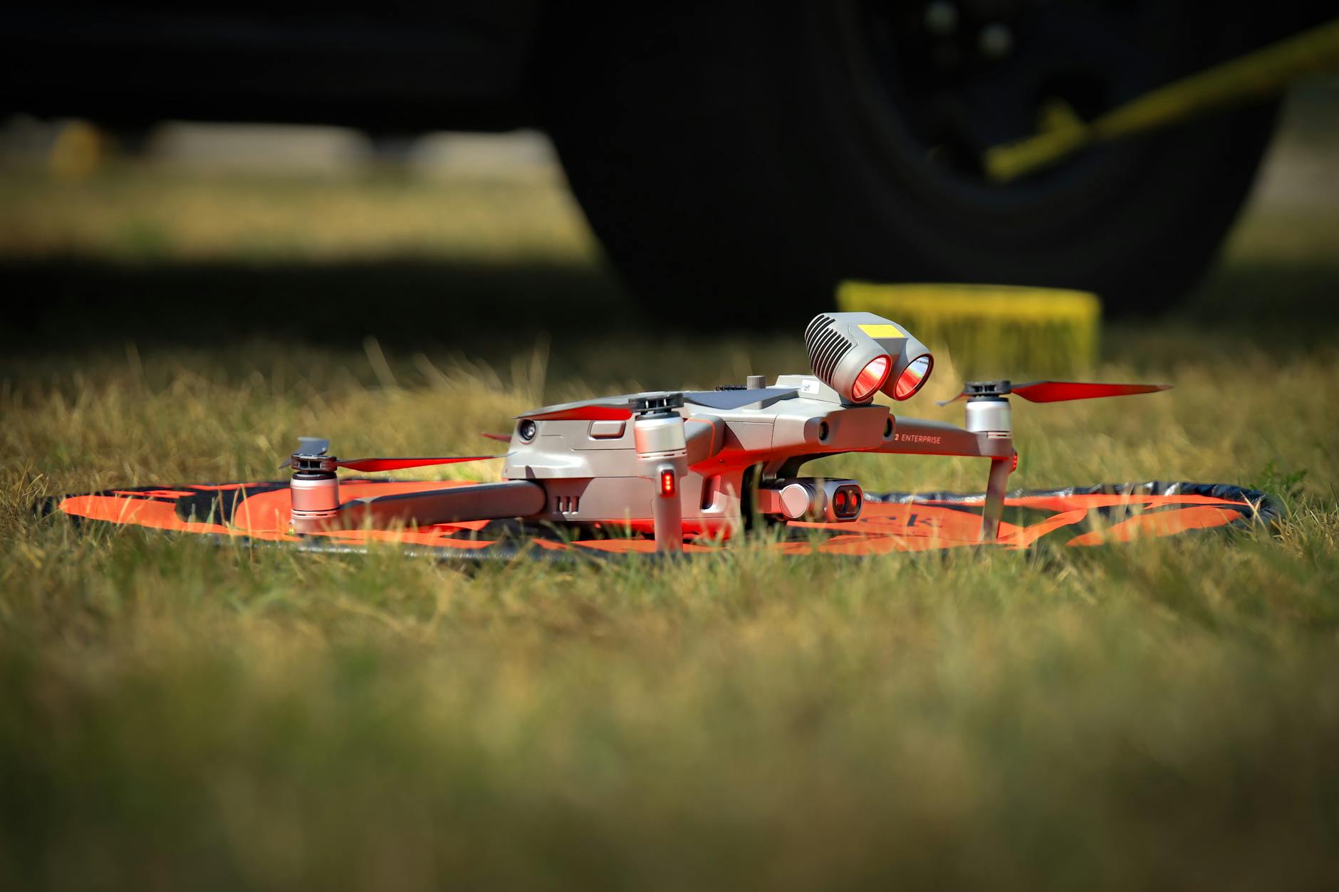 Normativa Drones España 2026: Todo lo que Necesitas Saber Antes de Volar — FlyDrones.es
